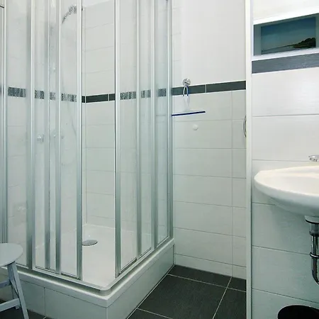 Holiday home Doppelhaushaelfte Dock No 7 0 In Zirchow, Cleaning Included Zirchow