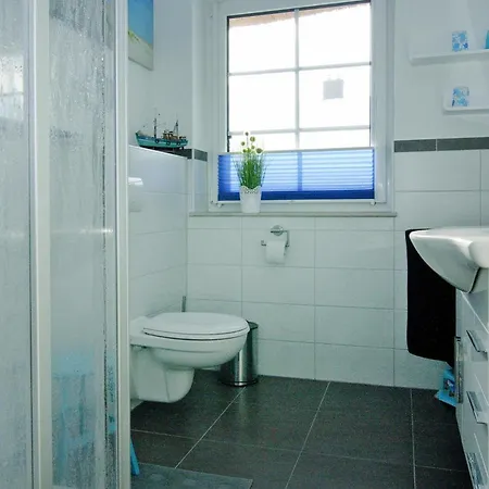 Doppelhaushaelfte Dock No 7 0 In Zirchow, Cleaning Included Holiday home *